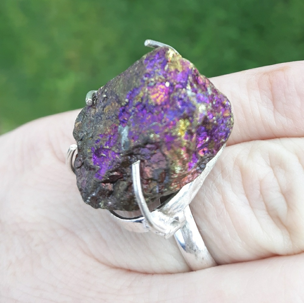 New Rainbow Aura Bismuth Titanium Geode Agate 925 Silver Ring.